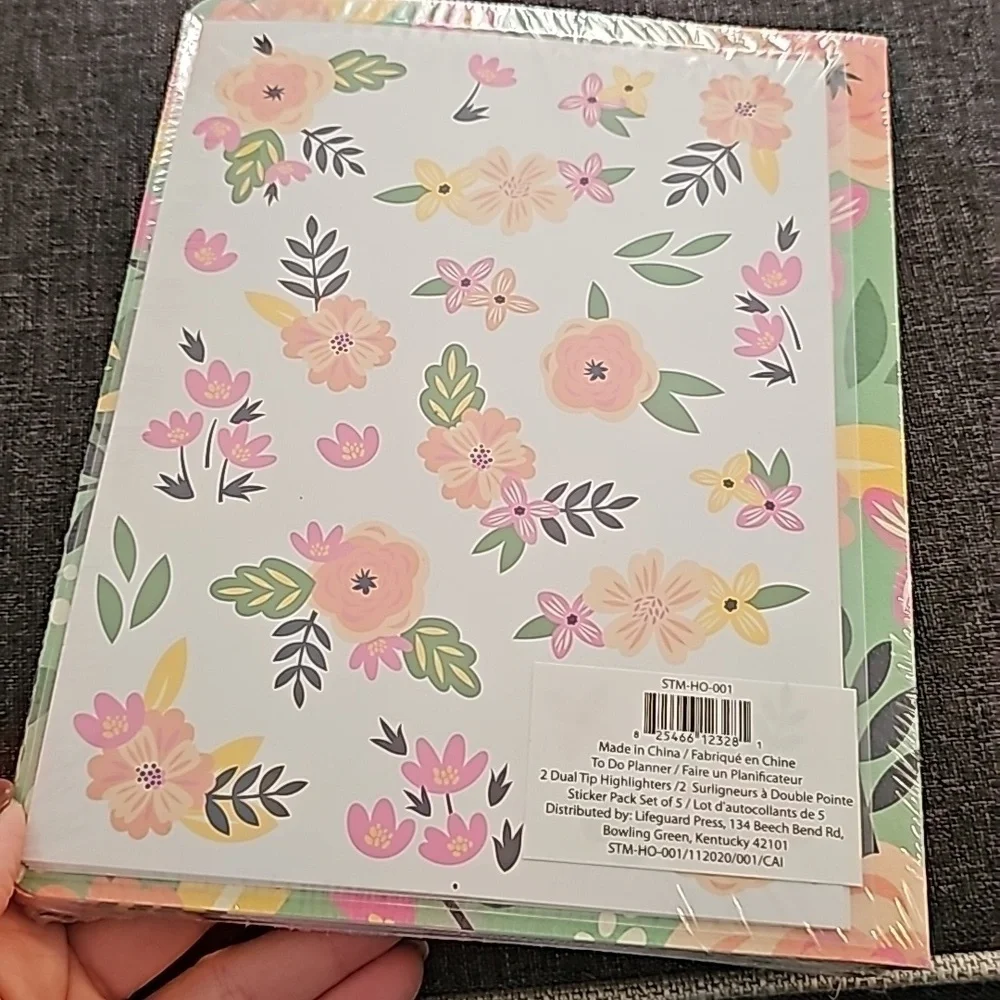 Steel Mill and Co daily to do planner new in plastic with highlighters and stick